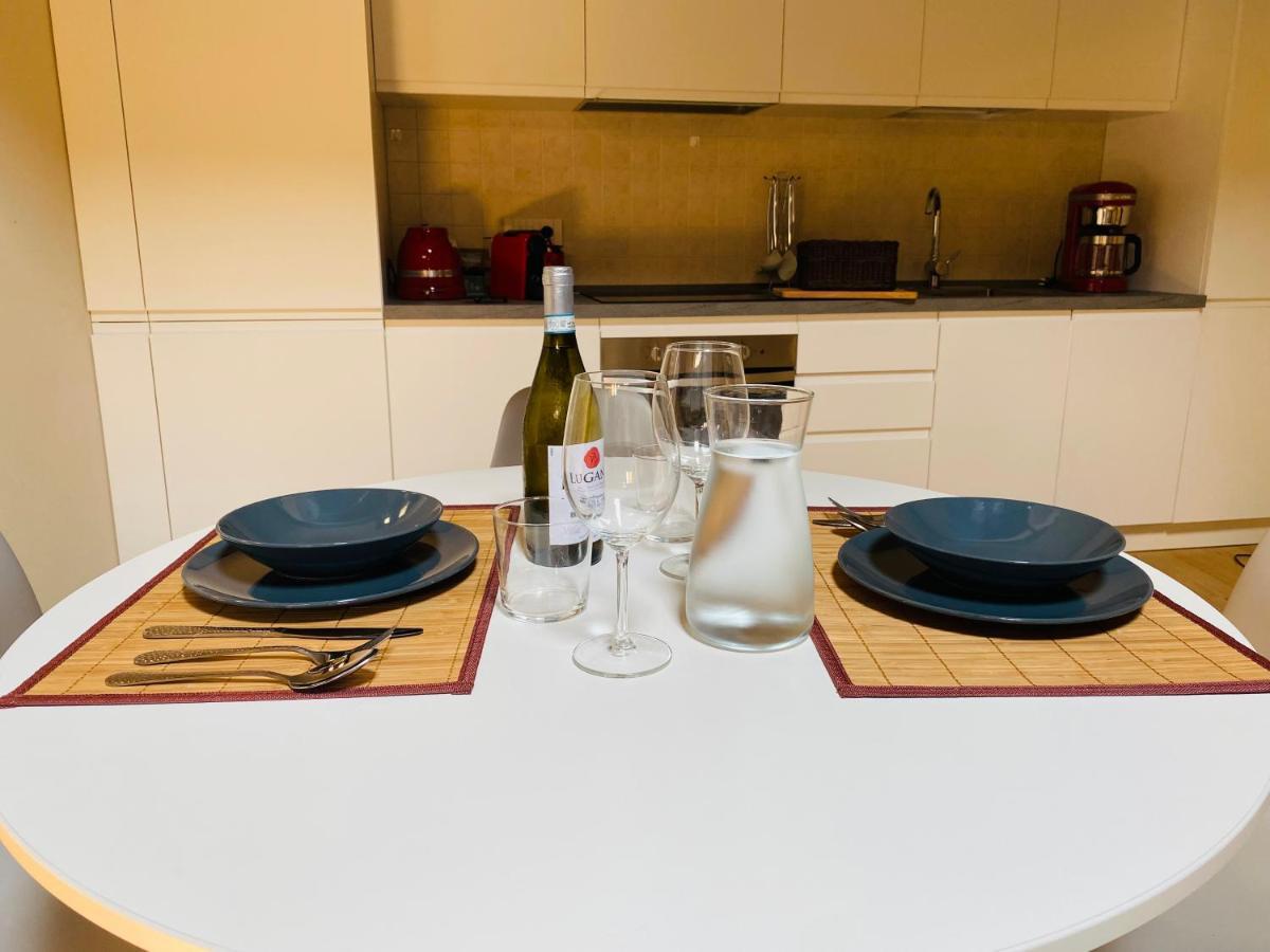 Il Salotto Sul Rio Apartment มานโตวา ภายนอก รูปภาพ